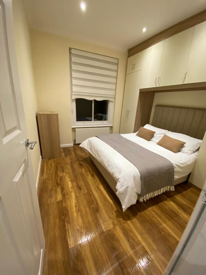 Апартаменты Stunning 2 Bed Flat In Ladbroke Grove Лондон Экстерьер фото