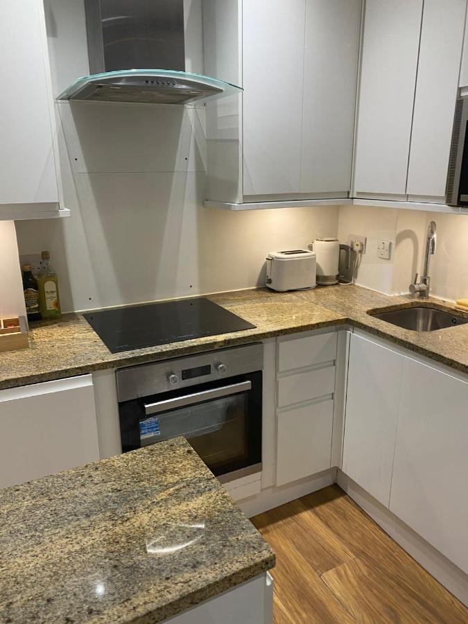 Апартаменты Stunning 2 Bed Flat In Ladbroke Grove Лондон Экстерьер фото